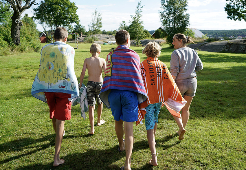 Barn som ferierer p&aring; Hud&oslash;y