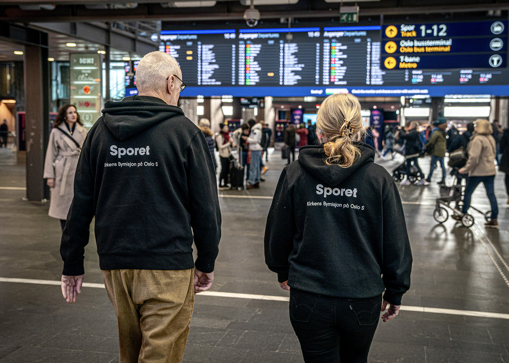 Frivillige p&aring; Oslo S
