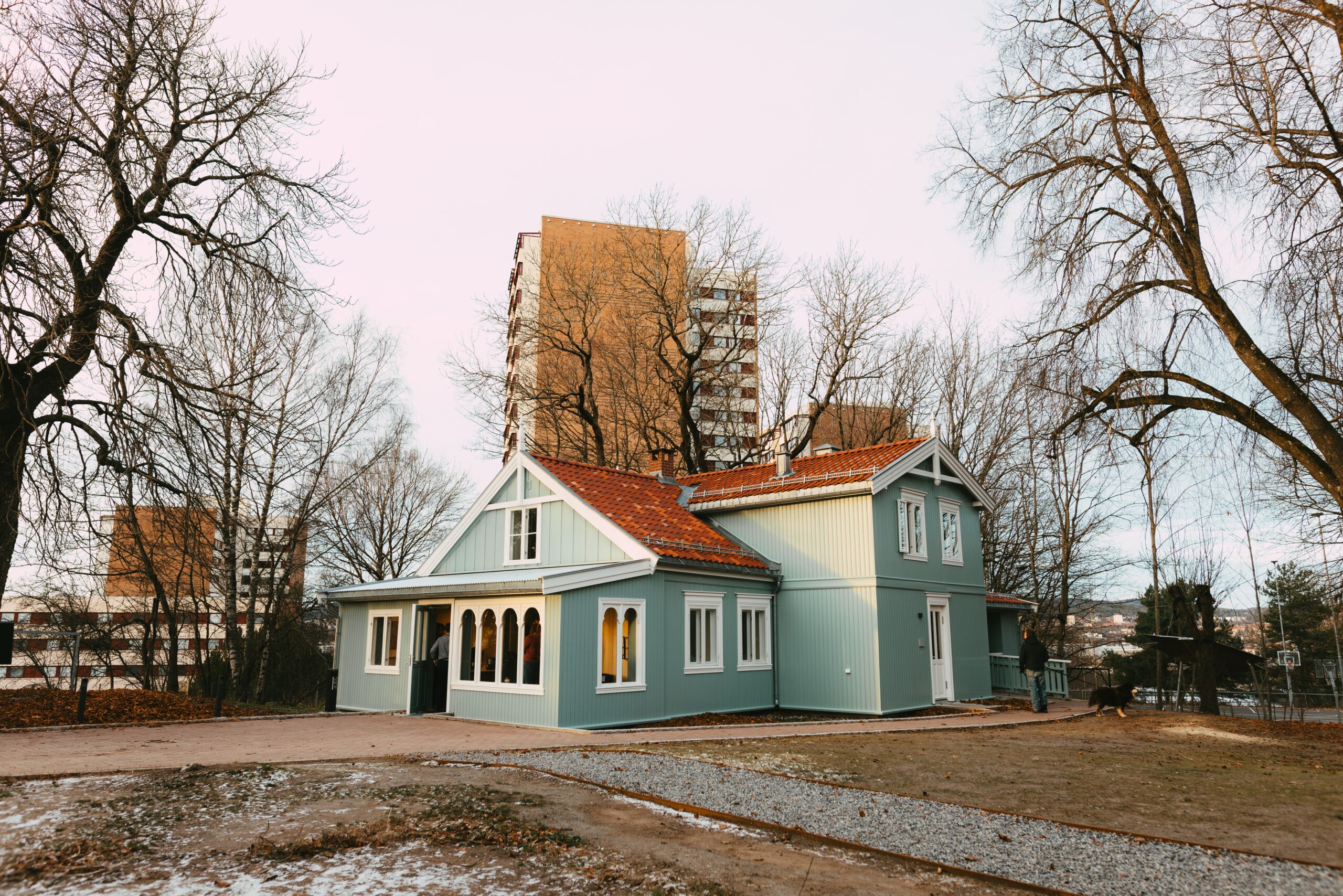 Nabolagshuset p&aring; Trosterud
