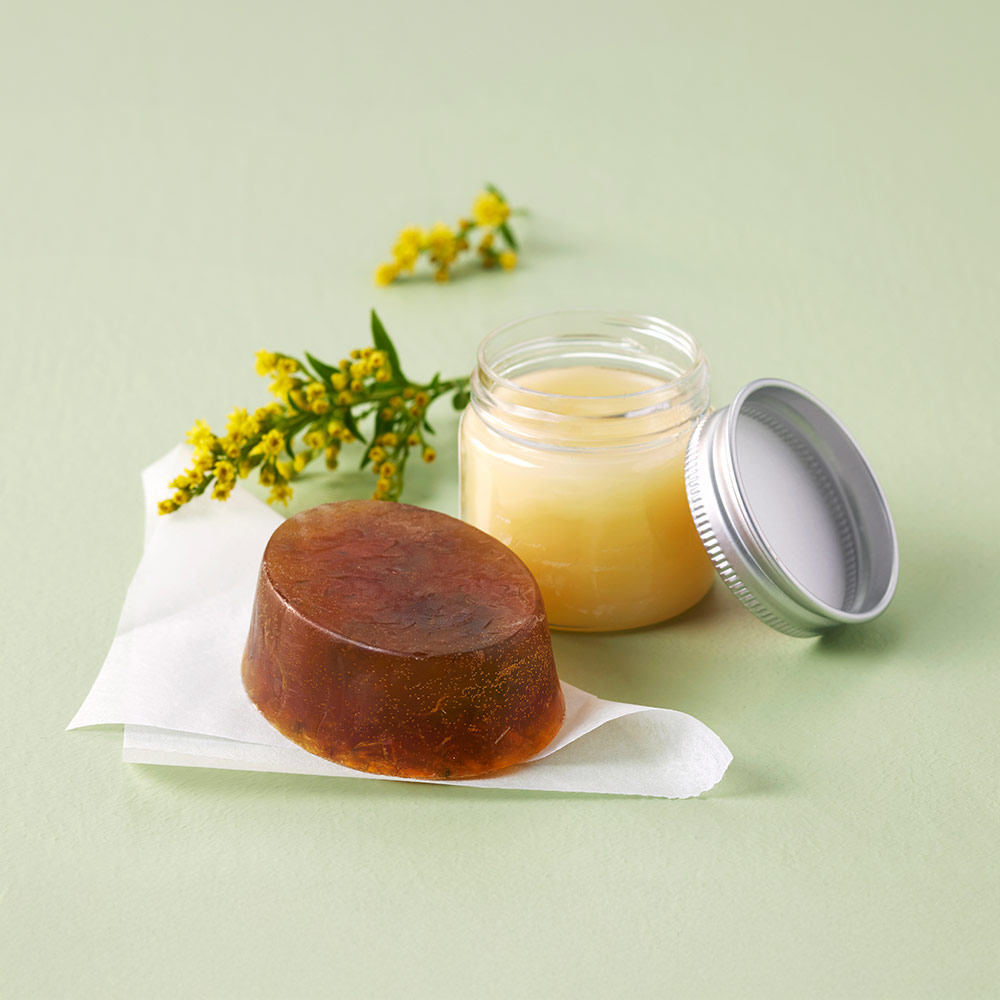 Gavepakke; s&aring;pe og salve av ringblomst