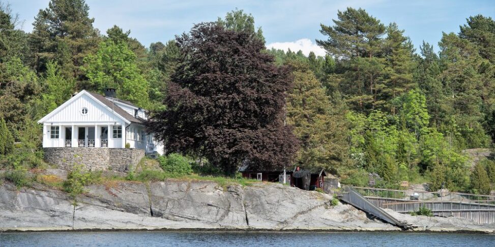 &Oslash;ya fra vannet.
