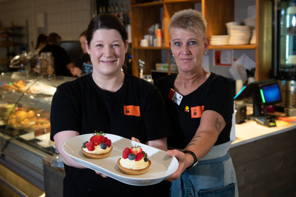 Ansatte og frivillige ved Kaf&eacute;, H&oslash;nefoss